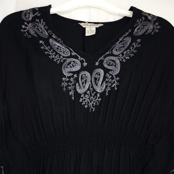 Fun & Flirt Women - Bat sleeve - Elastic - Embroidery - Small - Picture 1 of 2